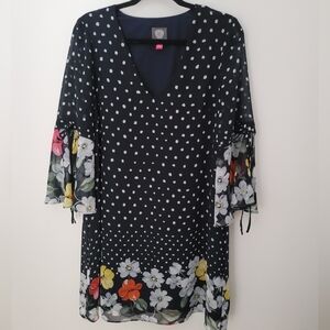 Vince camuto dress polka dot and floral bell sleeves